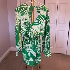 Brand new with tags Baja Palm print green Sadie romper.
